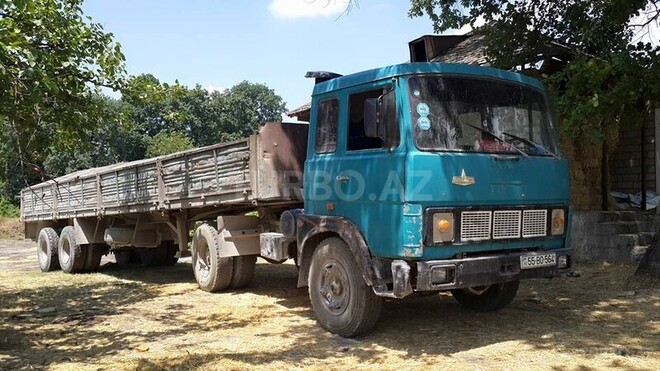 MAZ 54323 1985, 200,000 km - 15.0 l - Bakı