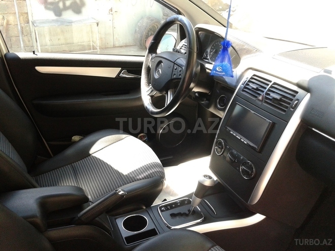 Mercedes B 170 2007, 74,000 km - 1.7 л - Bakı