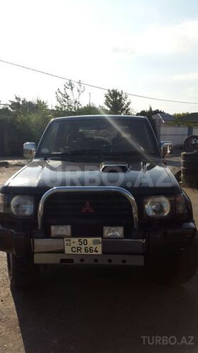 Mitsubishi Pajero 1993, 295,000 km - 2.8 l - Bakı