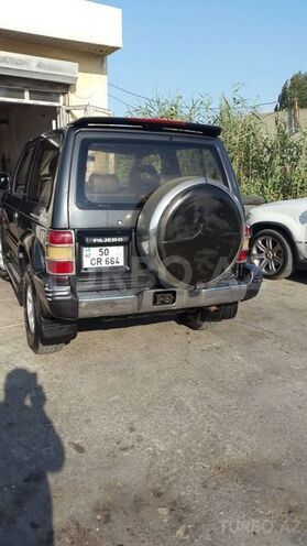 Mitsubishi Pajero 1993, 295,000 km - 2.8 l - Bakı