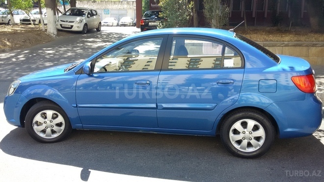 Kia Rio 2011, 133,000 km - 1.4 л - Bakı
