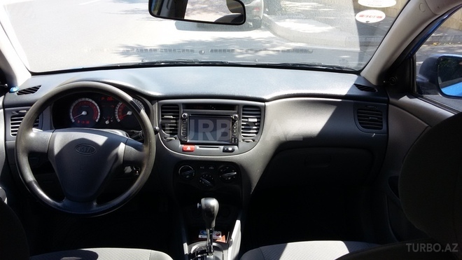 Kia Rio 2011, 133,000 km - 1.4 л - Bakı