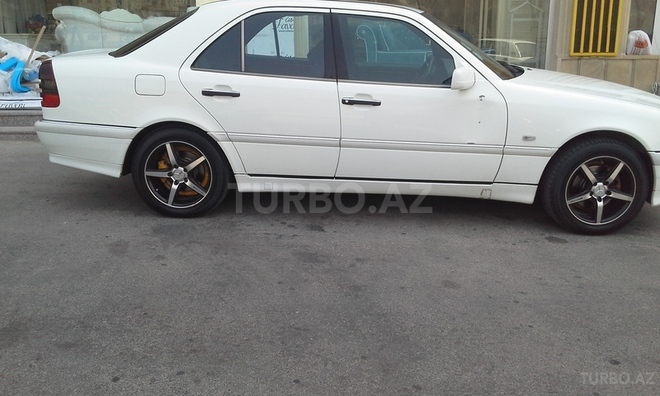 Mercedes C 240 1997, 20,000 km - 2.4 l - Bakı