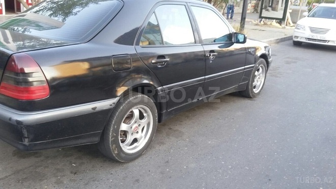 Mercedes C 180 1993, 320,000 km - 1.8 l - Bakı