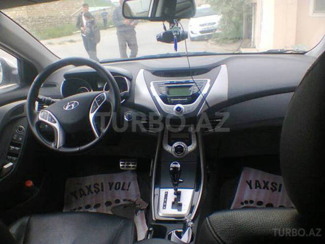 Hyundai Elantra 2011, 35,000 km - 1.8 l - Bakı