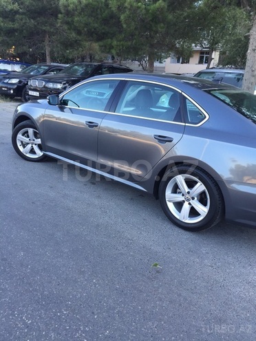 Volkswagen Passat 2014, 19,500 km - 2.5 l - Bakı