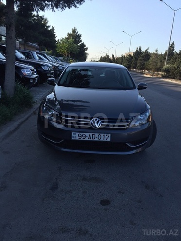 Volkswagen Passat 2014, 19,500 km - 2.5 l - Bakı
