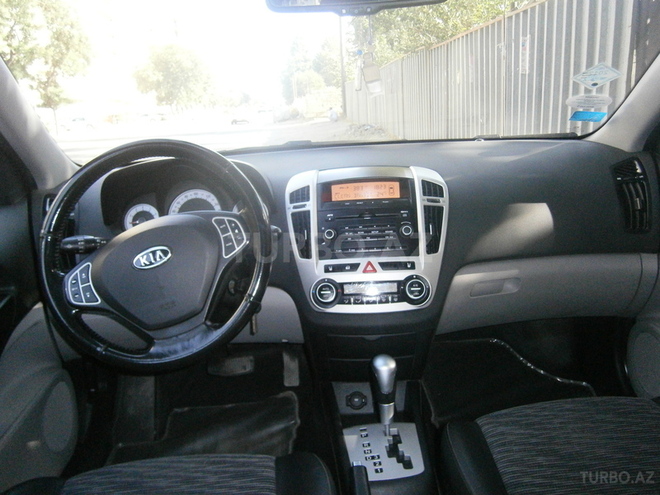 Kia Ceed 2010, 100,000 km - 2.0 l - Bakı