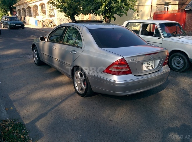 Mercedes C 240 2002, 80,000 km - 2.6 л - Bakı