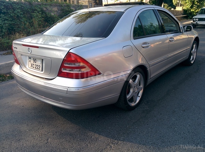 Mercedes C 240 2002, 80,000 km - 2.6 л - Bakı