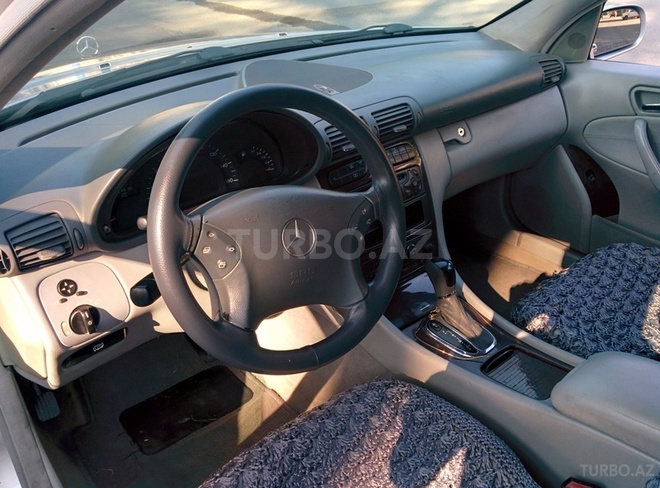 Mercedes C 240 2002, 80,000 km - 2.6 л - Bakı