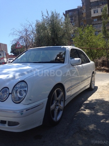 Mercedes E 240 2000, 170,000 km - 0.3 l - Bakı