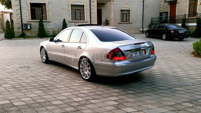 Mercedes E 220 2008, 201,000 km - 2.2 л - Bakı