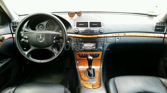 Mercedes E 220 2008, 201,000 km - 2.2 л - Bakı