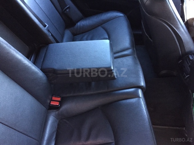 Mercedes E 320 2004, 220,022 km - 3.2 l - Bakı