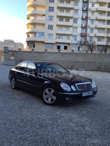 Mercedes E 320 2004, 220,022 km - 3.2 l - Bakı