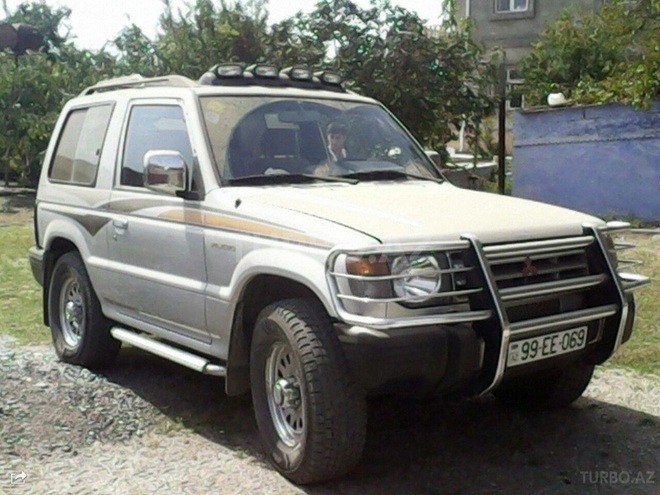 Mitsubishi Pajero 1998, 93,500 km - 2.4 л - Bakı