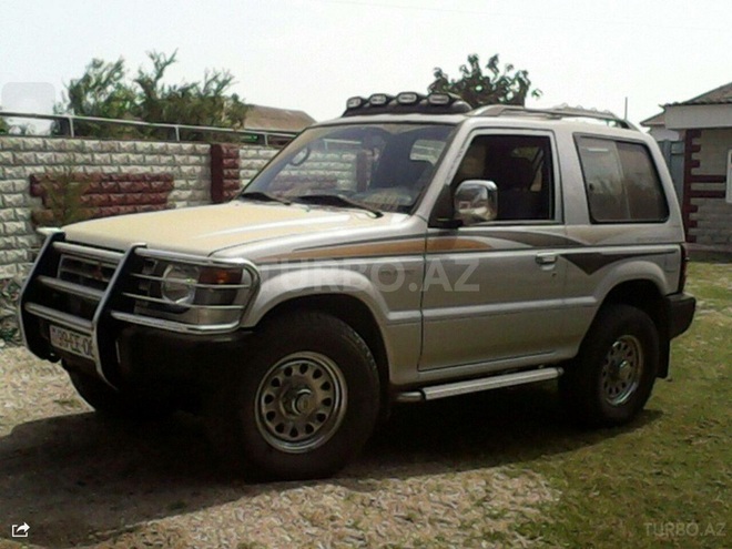 Mitsubishi Pajero 1998, 93,500 km - 2.4 л - Bakı