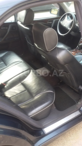Mercedes E 240 2000, 237,000 km - 2.6 l - Bakı