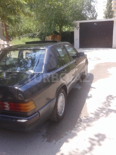 Mercedes 190 1991, 150,000 km - 2.3 l - Bakı