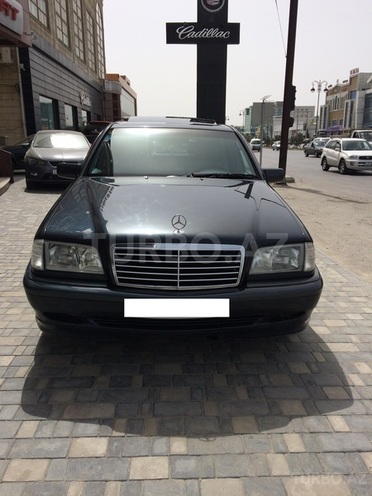 Mercedes C 200 1999, 125,000 km - 2.0 l - Bakı