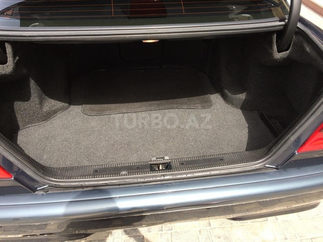 Mercedes C 200 1999, 125,000 km - 2.0 l - Bakı