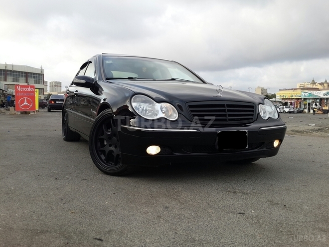 Mercedes C 240 2000, 200,000 km - 2.4 l - Bakı