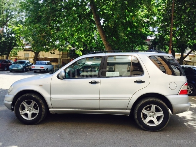 Mercedes ML 320 1998, 210,000 km - 3.2 l - Bakı