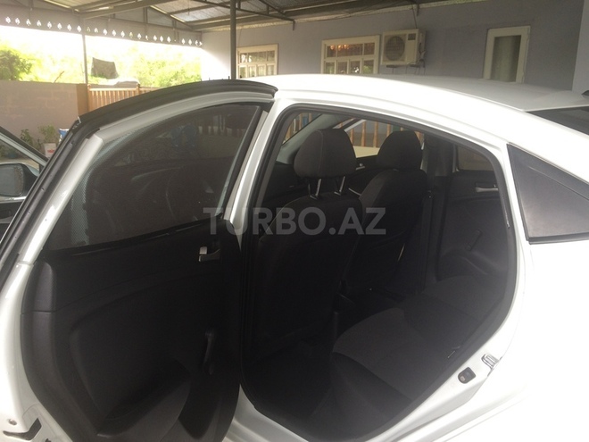 Hyundai Accent 2013, 38,000 km - 1.4 l - Bakı