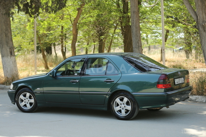 Mercedes C 180 1999, 194,000 km - 1.8 l - Bakı