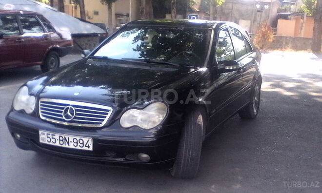 Mercedes C 200 2001, 241,283 km - 2.0 l - Bakı