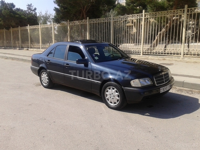 Mercedes C 180 1997, 244,000 km - 1.8 l - Bakı