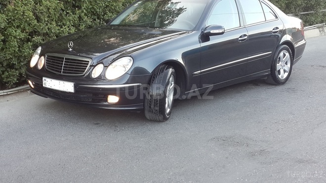 Mercedes E 220 2002, 186,000 km - 2.2 l - Bakı