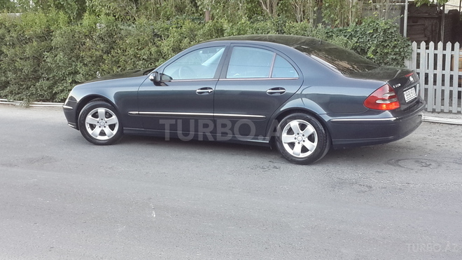 Mercedes E 220 2002, 186,000 km - 2.2 l - Bakı
