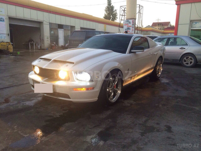 Ford Mustang 2009, 68,000 km - 4.0 l - Bakı