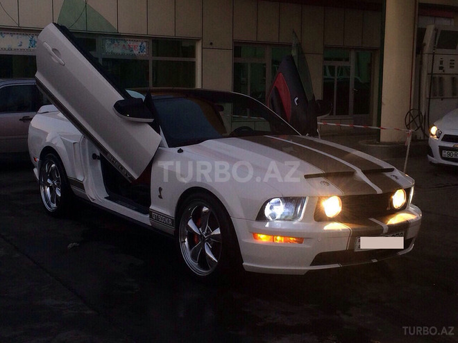 Ford Mustang 2009, 68,000 km - 4.0 l - Bakı