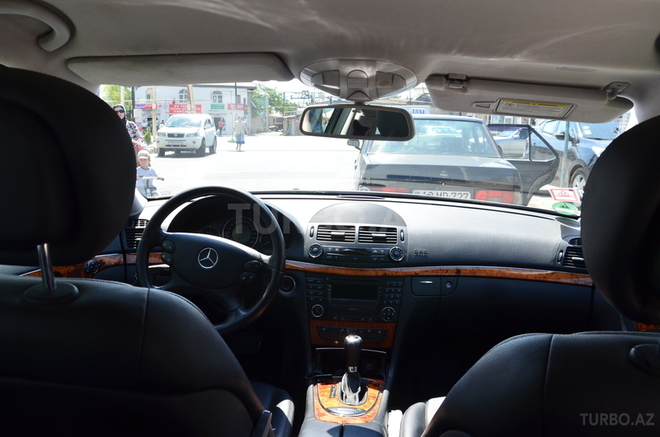 Mercedes E 220 2007, 16,000 km - 2.2 l - Bakı