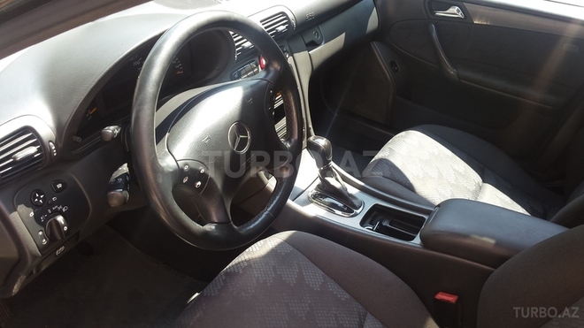 Mercedes C 240 2000, 225,393 km - 2.4 л - Bakı