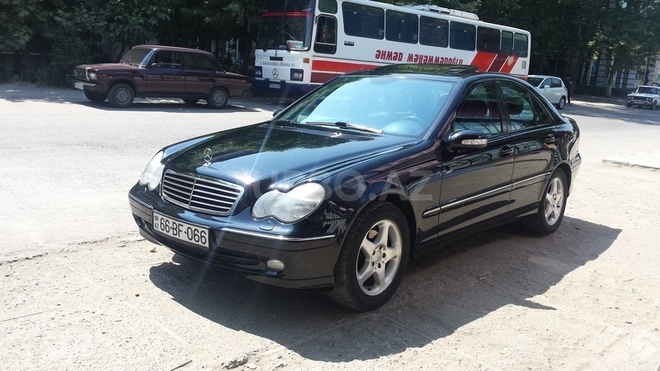 Mercedes C 240 2000, 225,393 km - 2.4 л - Bakı