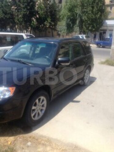 Subaru Forester 2006, 200,000 km - 2.0 l - Bakı