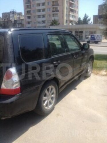 Subaru Forester 2006, 200,000 km - 2.0 l - Bakı