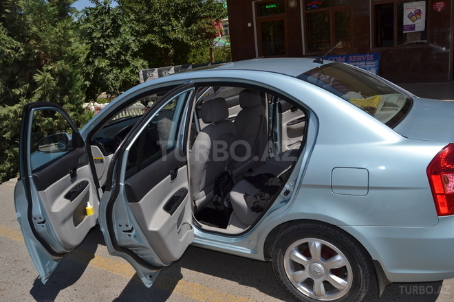 Hyundai Accent 2009, 115,000 km - 1.6 л - Bakı