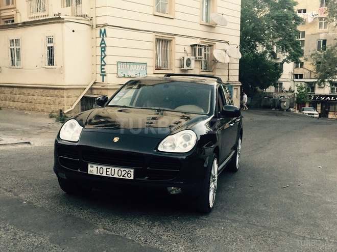 Porsche Cayenne 2006, 21,000 km - 4.5 l - Bakı