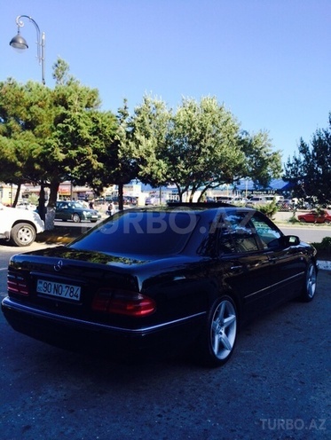 Mercedes E 280 1998, 220,315 km - 2.8 л - Bakı