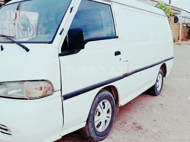 Hyundai H 100 2002, 330,000 km - 2.5 l - Bakı