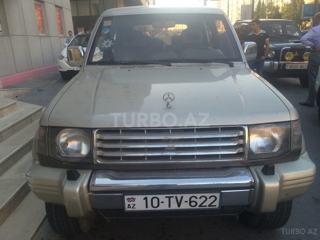 Mitsubishi Pajero 1992, 300,000 km - 2.5 л - Bakı