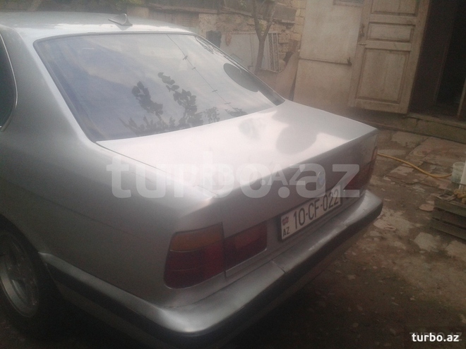 BMW 520 1991, 257,000 km - 2.0 l - Bakı