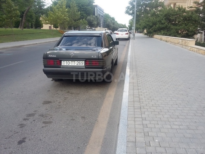 Mercedes 190 1994, 234,000 km - 2.3 l - Bakı