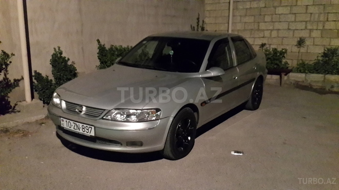 Opel Vectra 1997, 192,000 km - 1.8 l - Bakı