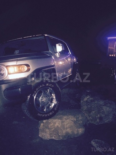 Toyota FJ Cruiser 2008, 156,000 km - 0.4 l - Bakı